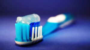 HOW CAN I PREVENT PERIODONTAL DISEASE?